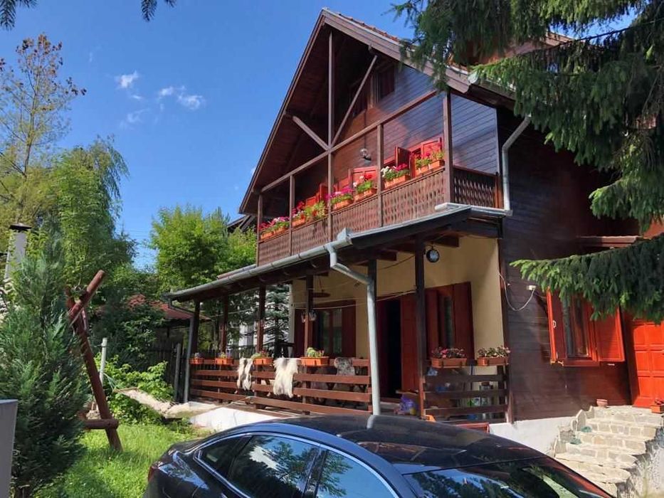 Cazare Busteni, Casa de vacanta 6 camere, Family House