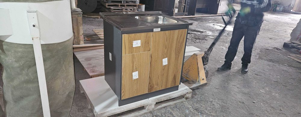 Мойка Тумба в красывом дизайне. Размер 80см на 60 см