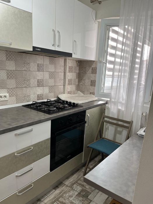 Vand garsoniera in A-uri (Ostroveni) , foarte curata!