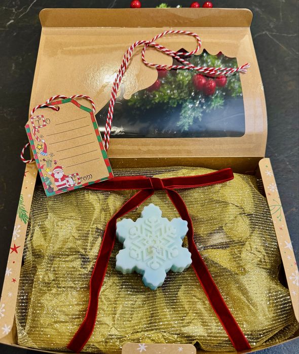 Cutii cadou Pentru Craciun- Darisa Pharm Cosmetisc