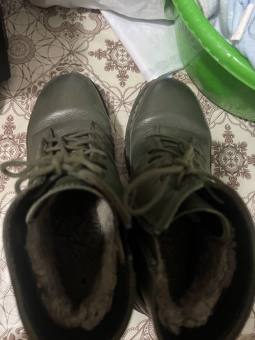 Продам полуботинки