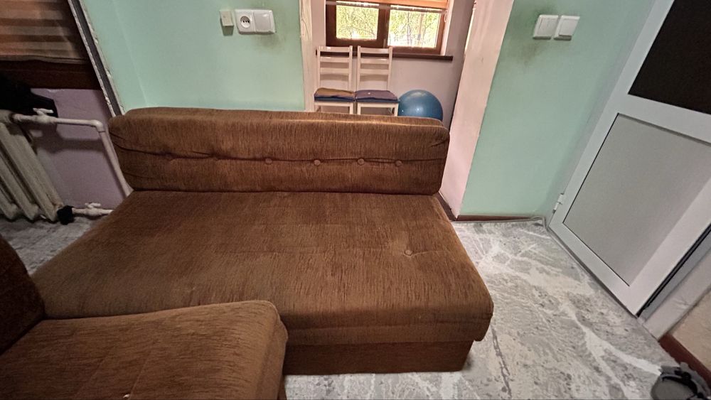 Икки кишилик диван сотилади