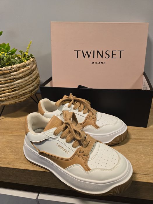 Лоуфъри,кецове  Twinset 36 номер