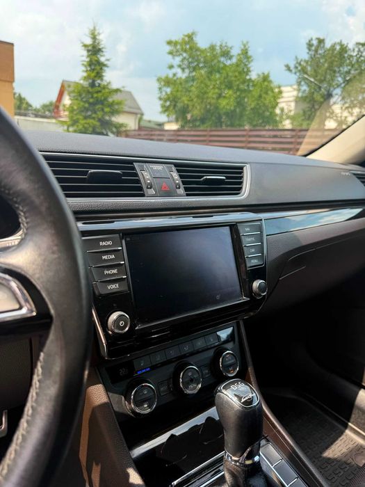 SKODA Superb 2016 — imagine 5