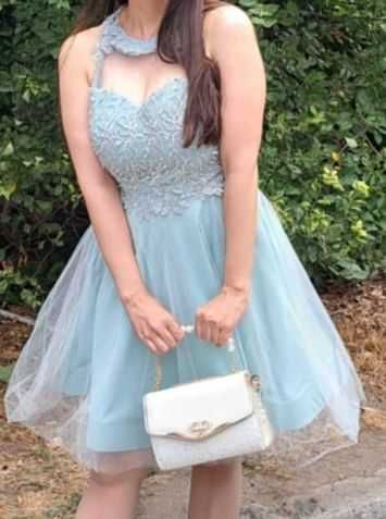 Шаферска рокля в ментово зелено