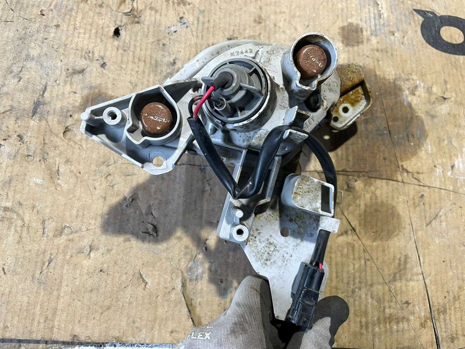 Ляв Мигач K2442W2706 Mazda CX3 77kW 1.5дизел 2015