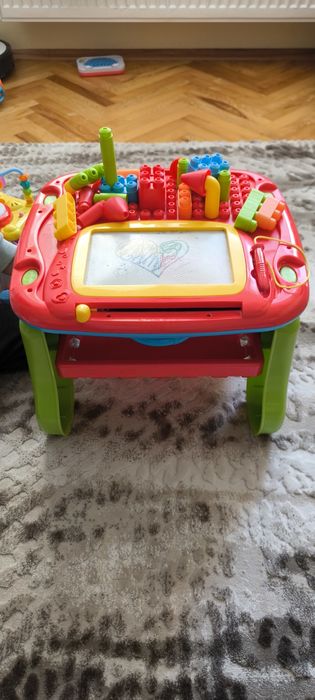 Активна маса за игра