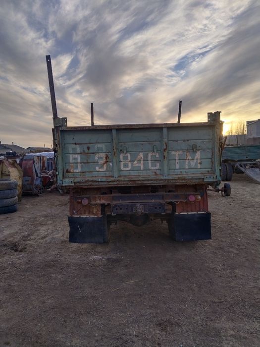 Продам Зил-130..