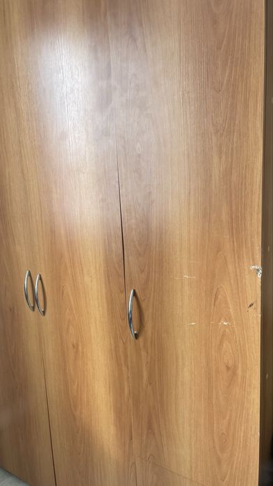 Шкаф вместительный