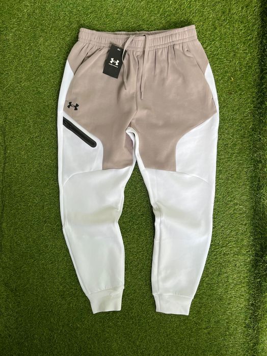 Мъжко долнище : UNDER ARMOUR M