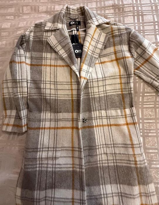 Пальто тонкое новое