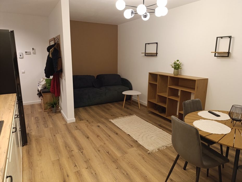 Închiriez apartament două camere, cartier Iris , zona Auchan — fotografia 3