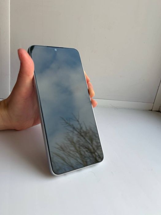 Продам телефон Samsung A055