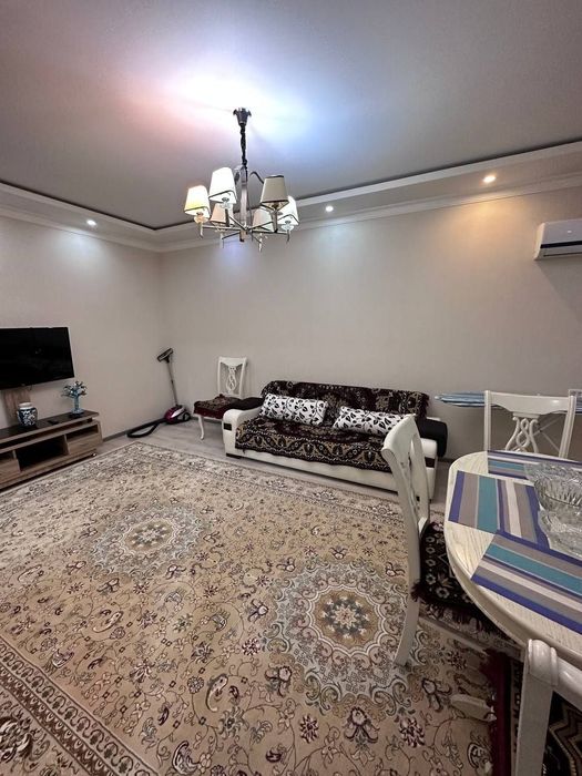 Продам 2/1/4 в Центре! Вдоль дороги!