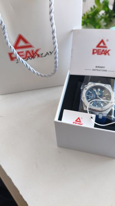 Часы мужские новые!!!