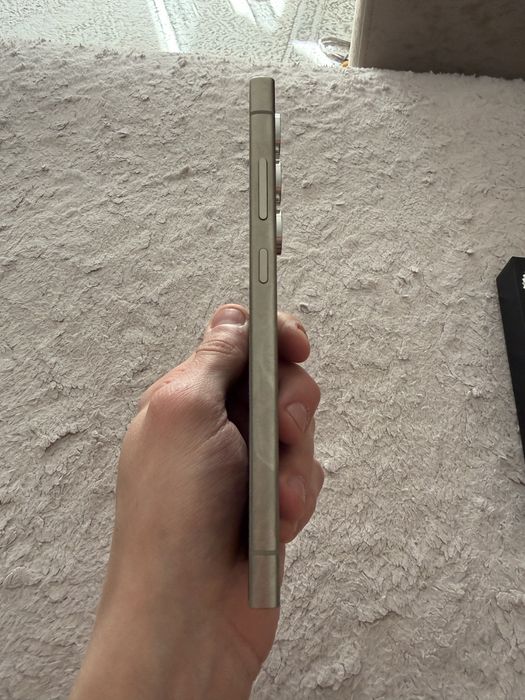 Продам Samsung S24 Ultra