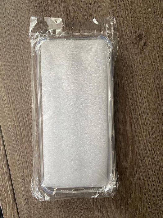 Чехол на Айфон 16 pro max