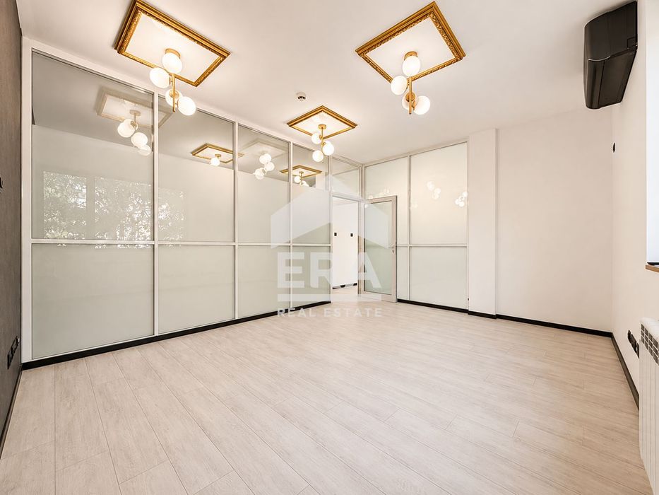 Дава се под наем Офис в София, Лозенец - 70 кв.м за 969 € - Снимка #3