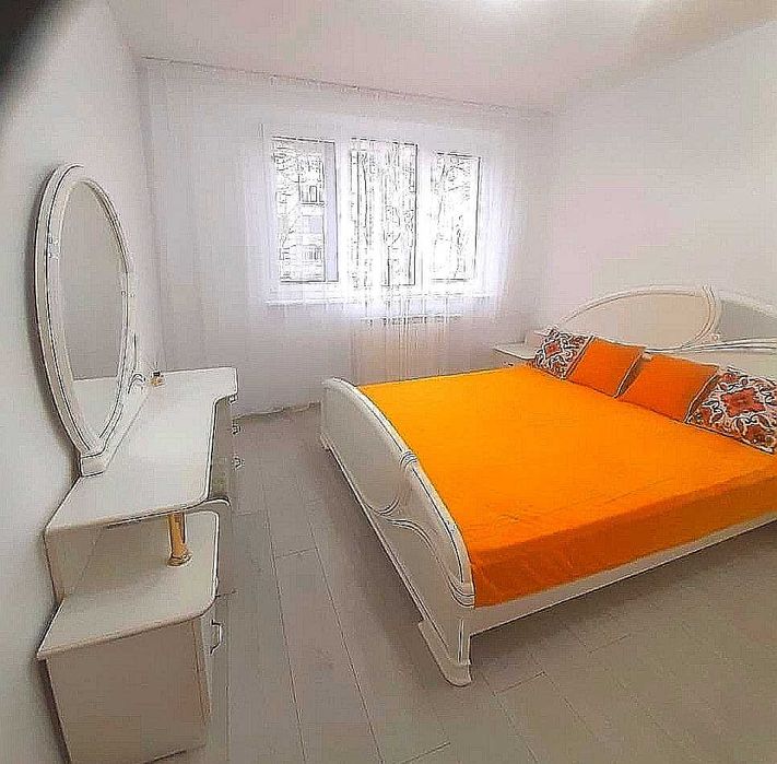 Vând apartament 2 camere Rogerius