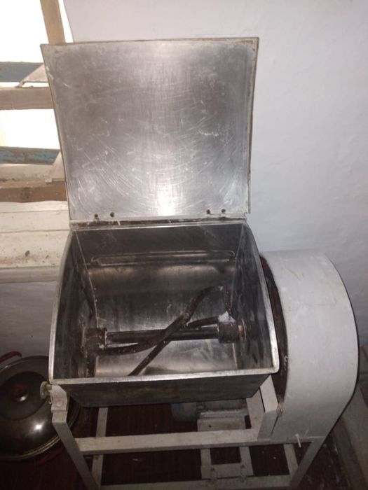 Тестомес и печка для пекарни