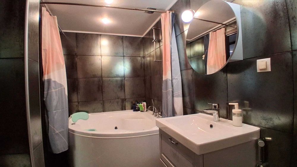 Продава се Двустаен апартамент в Варна, Трошево - 73 кв.м за 2672 €/кв.м - Снимка #19