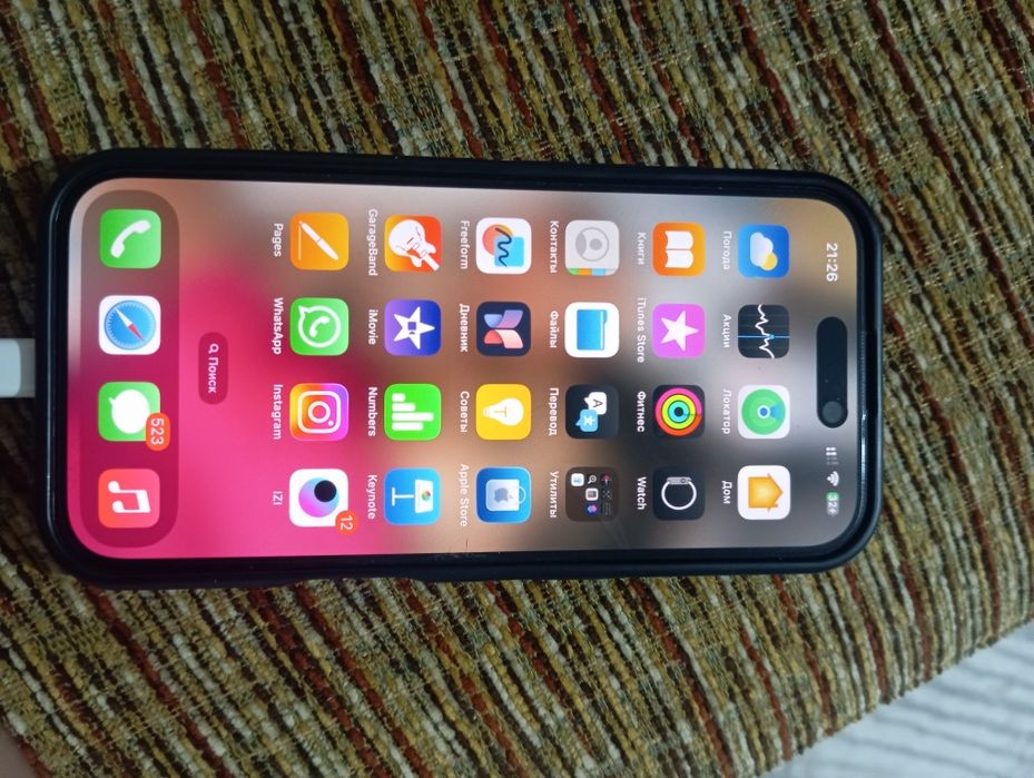 iPhone 16 идеальном состоянии