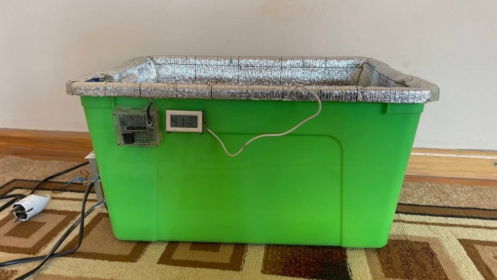 Inkubator sotiladi 60tali