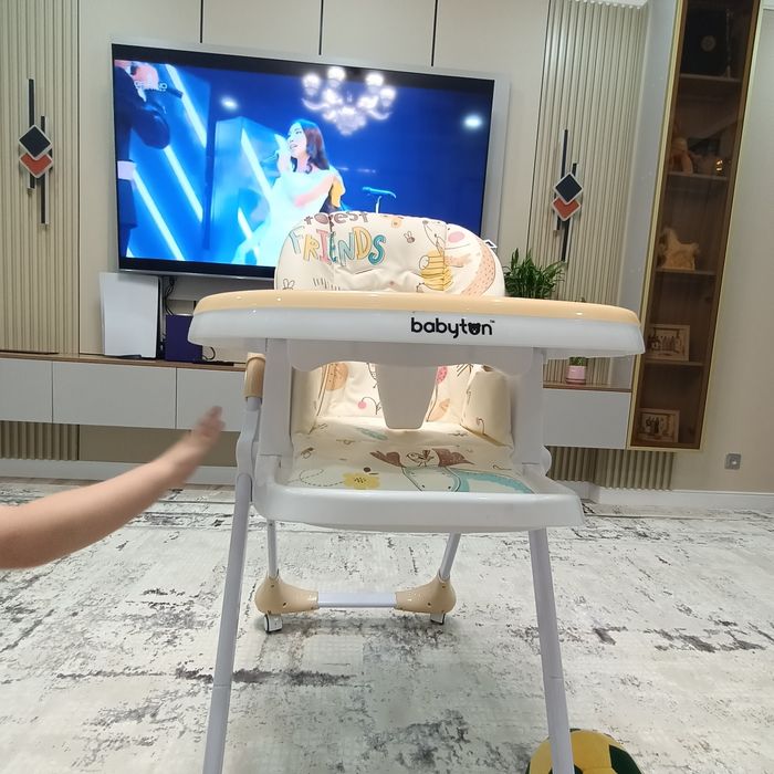 Детская кресло для питания