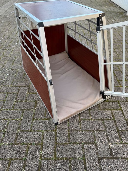 Транспортна клетка