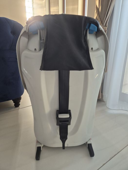 Scaun auto copii, cu isofix, Caretero Defender Plus