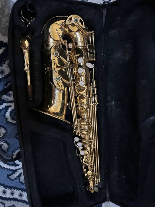 Саксафон алт.