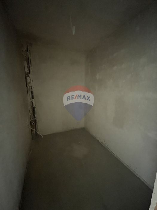 Продава се Тристаен апартамент в Варна, Централна поща - 132 кв.м за 1478 €/кв.м - Снимка #11