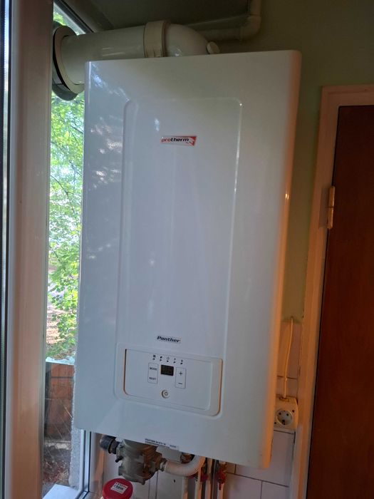 Vand centrala termica Protherm Phanter 24kv,stare perfecta .