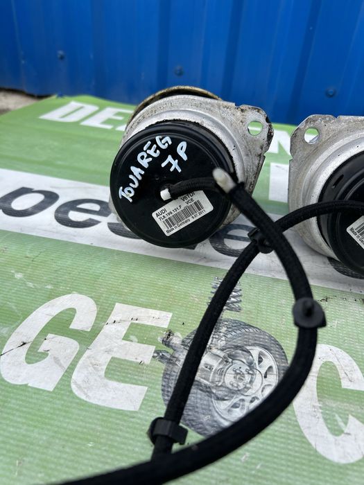 Tampon motor stânga , dreapta Volkswagen Touareg 7P 3.0 Tdi 2012