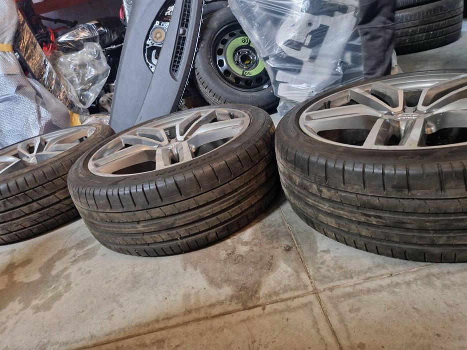 Джанти със гуми Audi SQ5  255/40/21