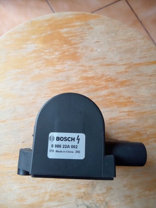 Vând bobina aprindere BOSCH