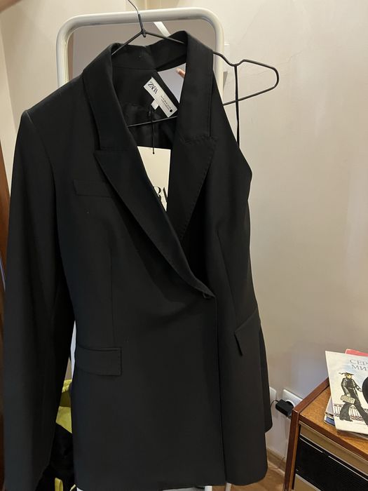 Платье Zara черное пиджак