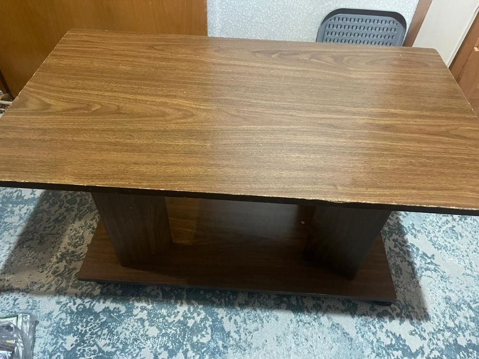 Деревянный стол 90×50см