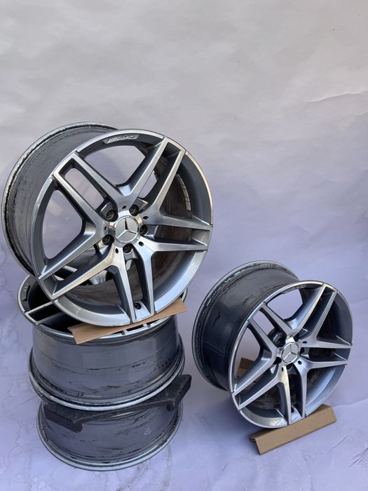 Оригинални джанти 19 цола amg 5x112 w222