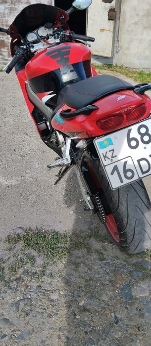 Продам мот кавасаки зх9р