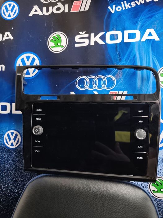 Display + Ramă Piano Black 8 inch VW Golf 7 / Golf 7.5 OEM
