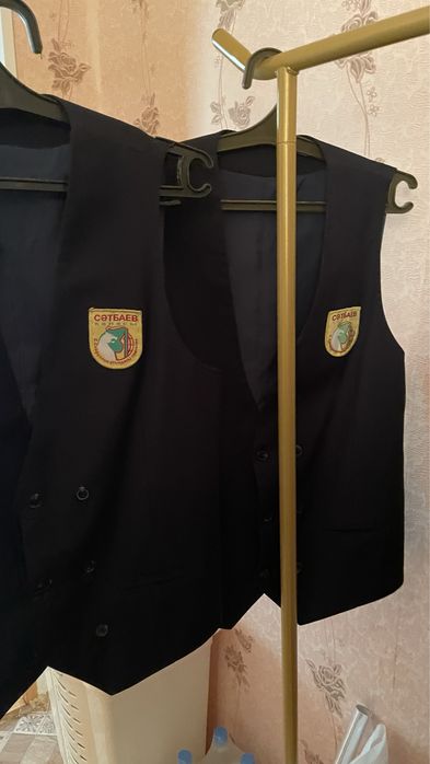 Школьные жилеты