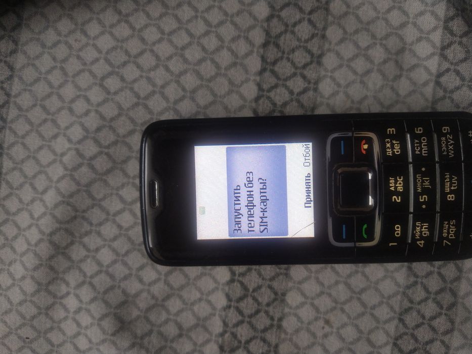 Кнопочный телефон Nokia