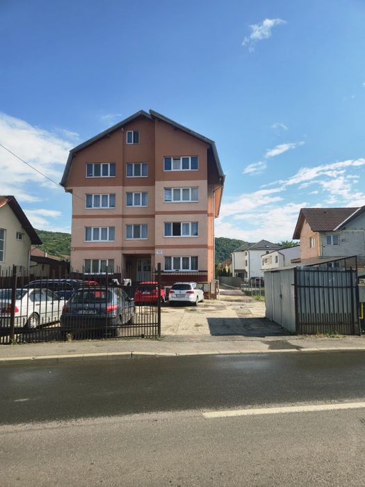 Pers.fiz. vand ap. De 38 mp, pe str. Ioan Rus ( Floresti )- 69.500 euro