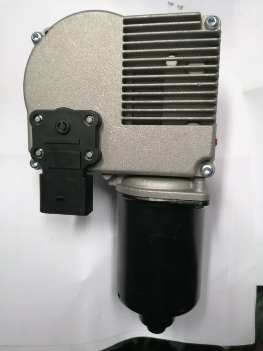 Преден мотор за чистачки за Audi Q7