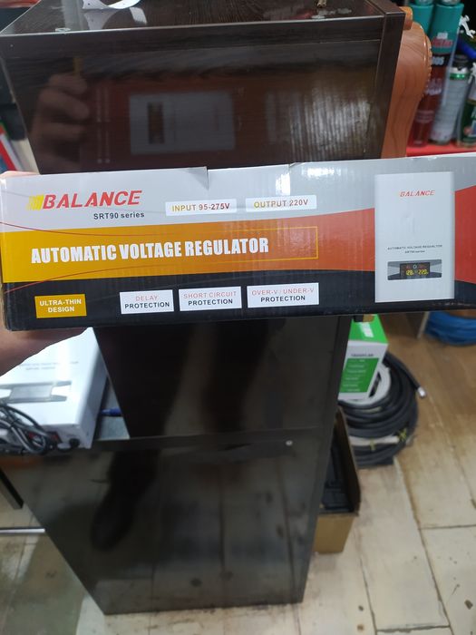 Стабилизатор напряжения