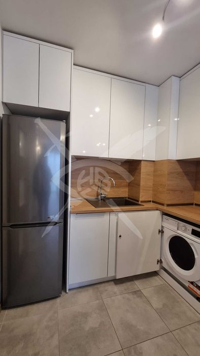 Двустаен апартамент - Колхозен пазар - 150202