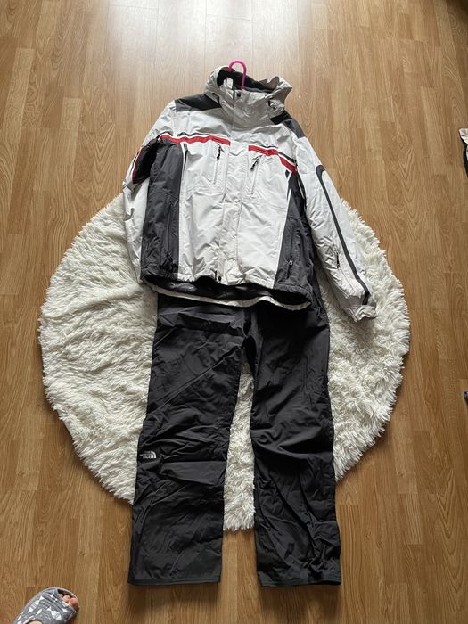 горнолыжный костюм