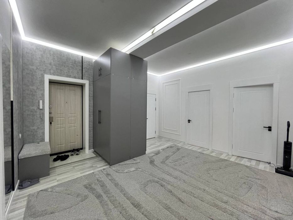 4 ком. Квартира 111 м2. Ор-р: ул Паркентская, Пеликан