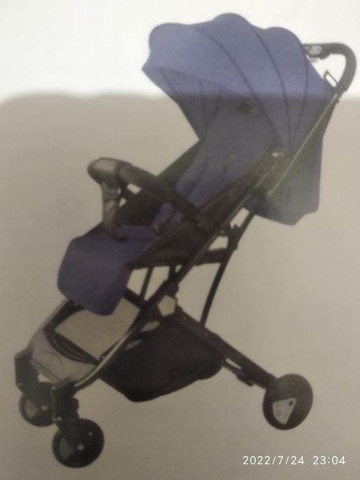 Детская коляска универсальная